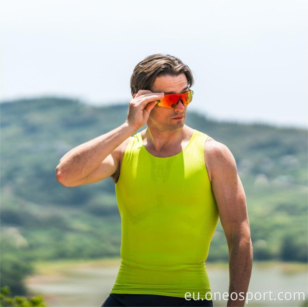 Mens Seamless Base Layer